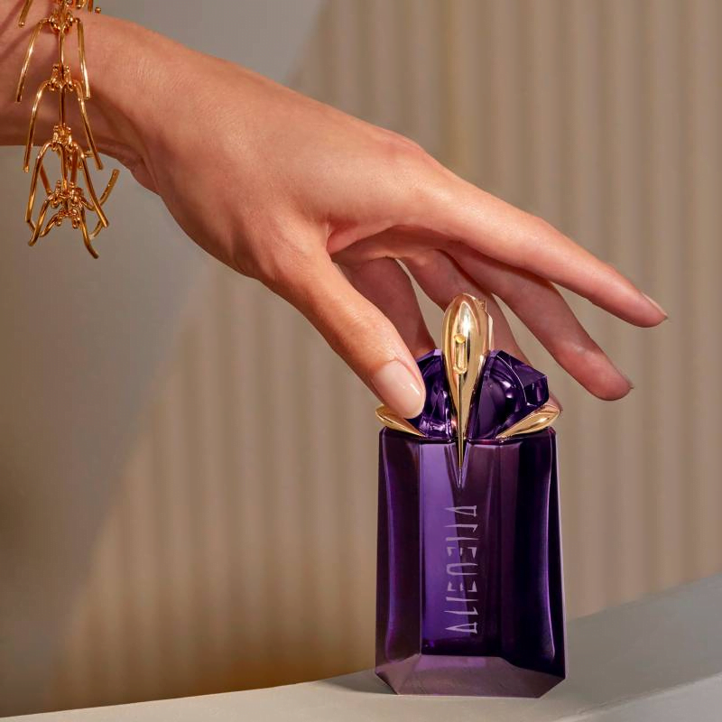Mugler Alien EDP Talisman003